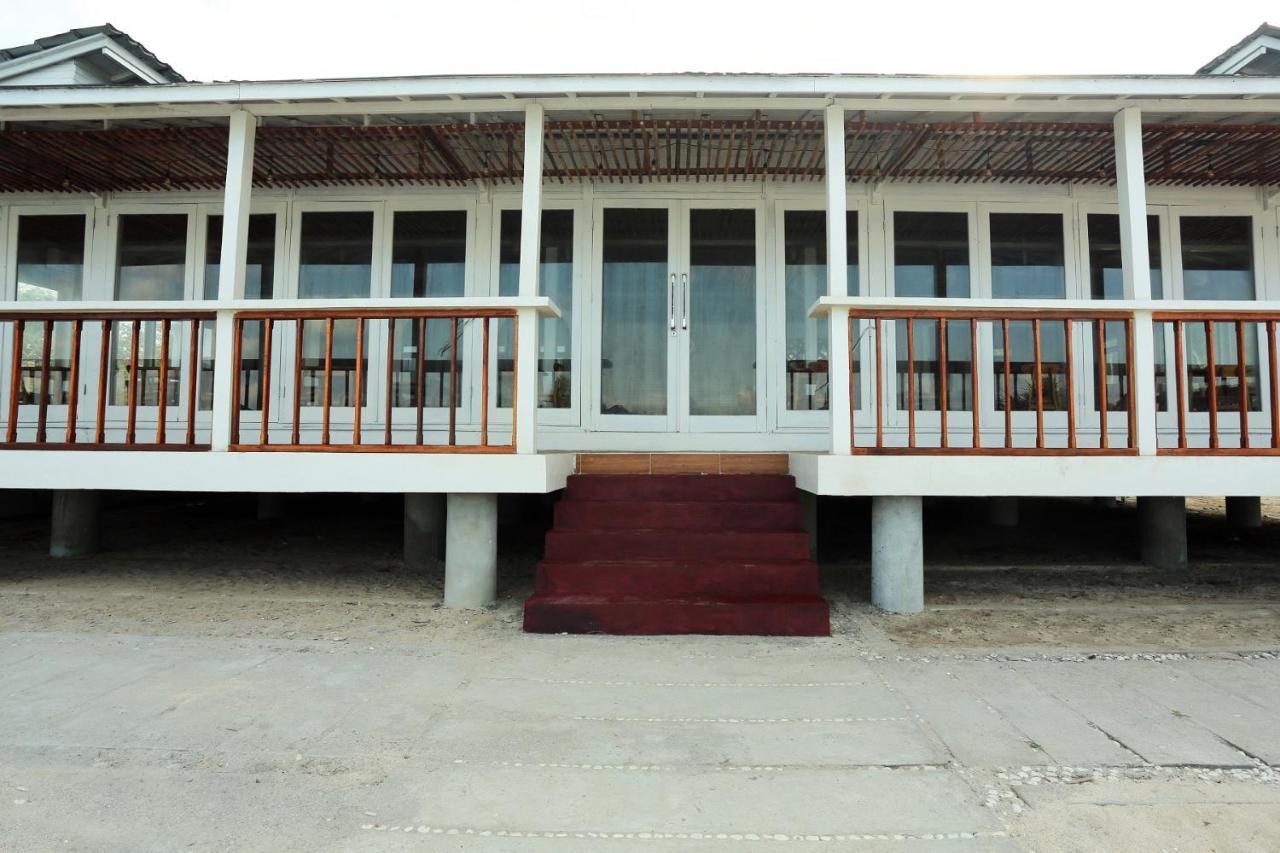 Azana Essence Villa Tabitha Lombok Bumbang 外观 照片