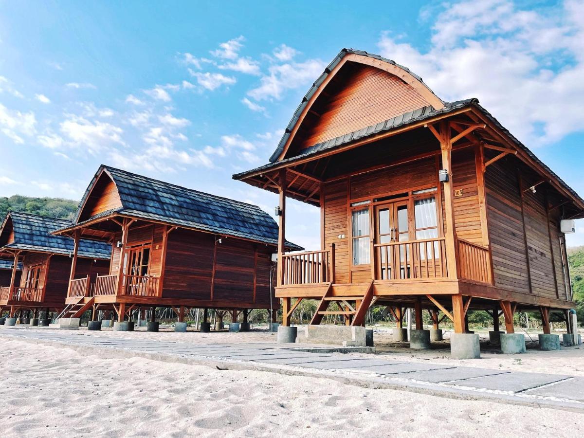 Azana Essence Villa Tabitha Lombok Bumbang 外观 照片