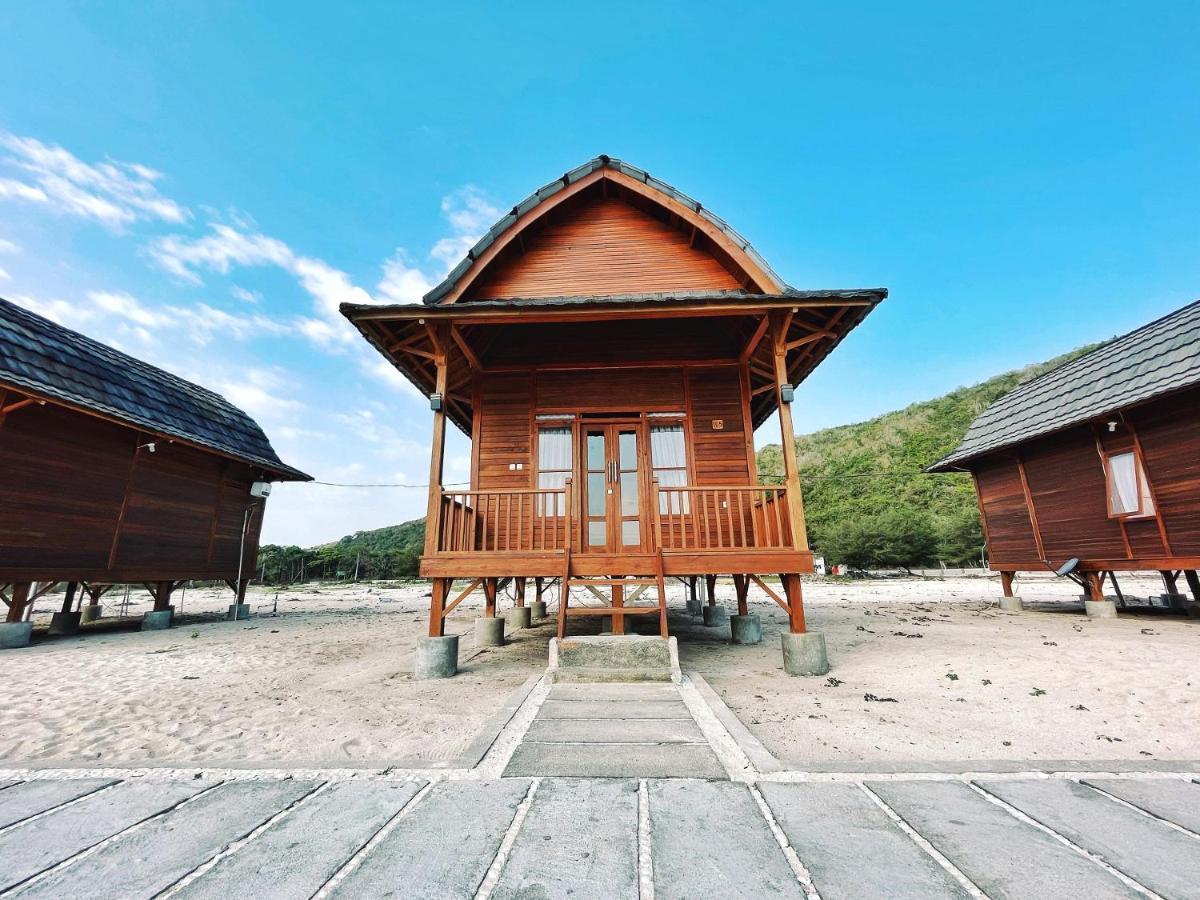 Azana Essence Villa Tabitha Lombok Bumbang 外观 照片