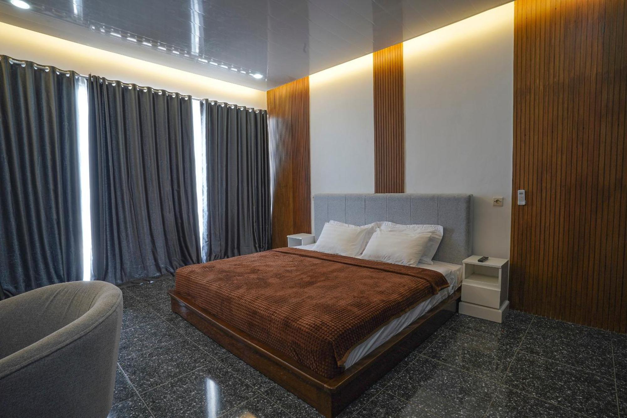 Azana Essence Villa Tabitha Lombok Bumbang 外观 照片